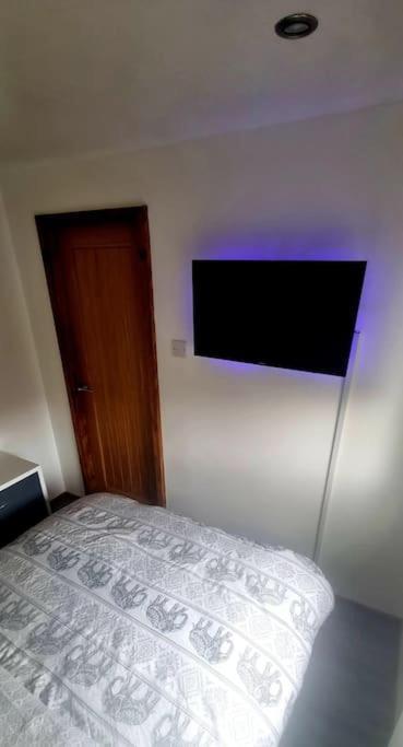 Cosy Hideaway Lodge In Glan Gwna Caeathro Buitenkant foto